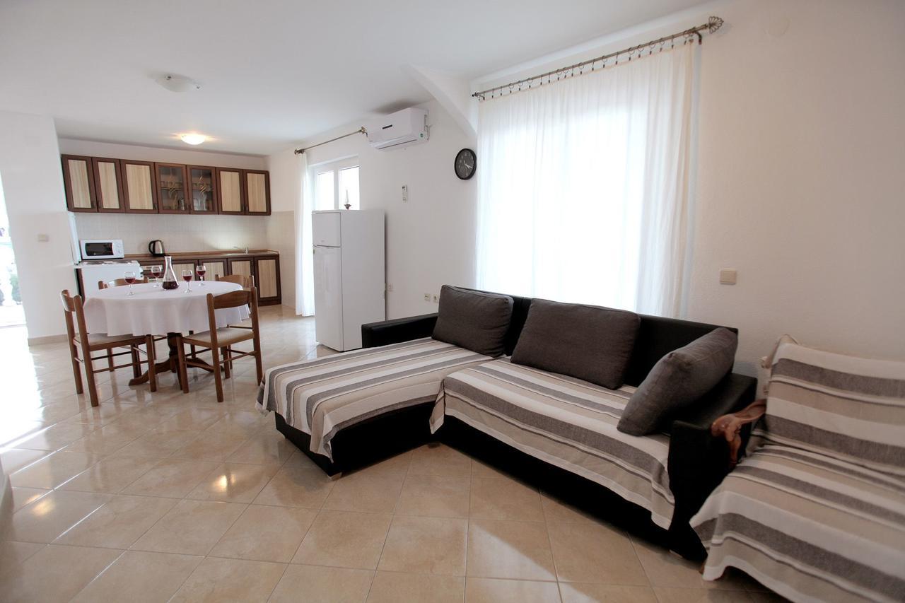 Apartments Iva Trogir Zewnętrze zdjęcie