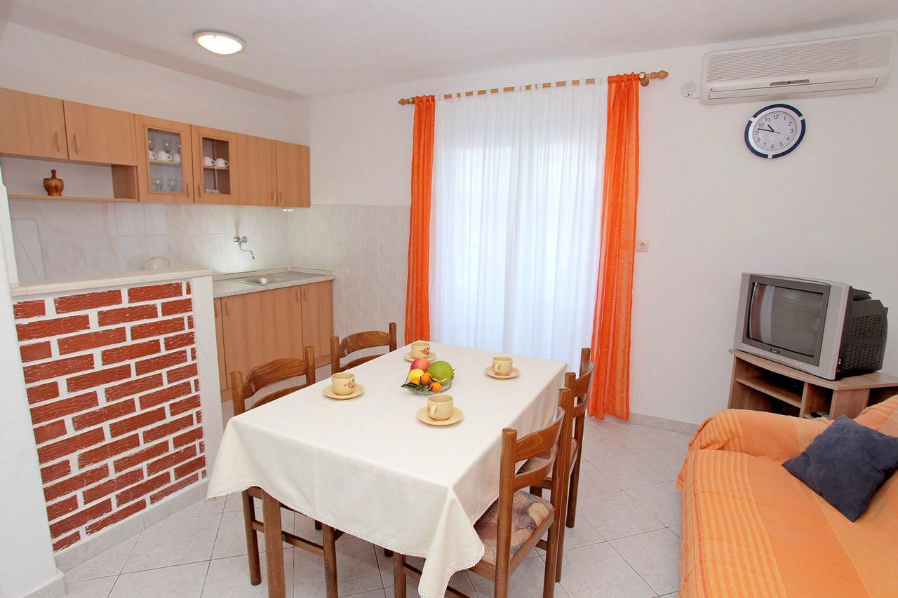 Apartments Iva Trogir Zewnętrze zdjęcie